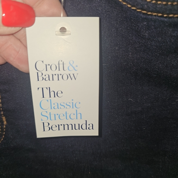 Croft & Barrow NWT Dark Denim Women's Bermuda Shorts Size 14 - Picture 4 of 9